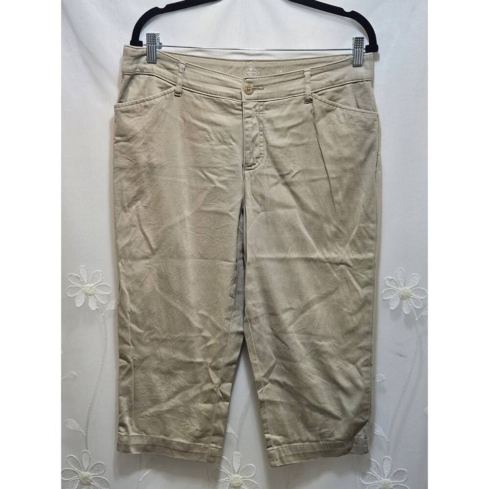 St johns bay Womens Size 14 Khaki Capri Pants Summer Casual Comfort Clean Plain